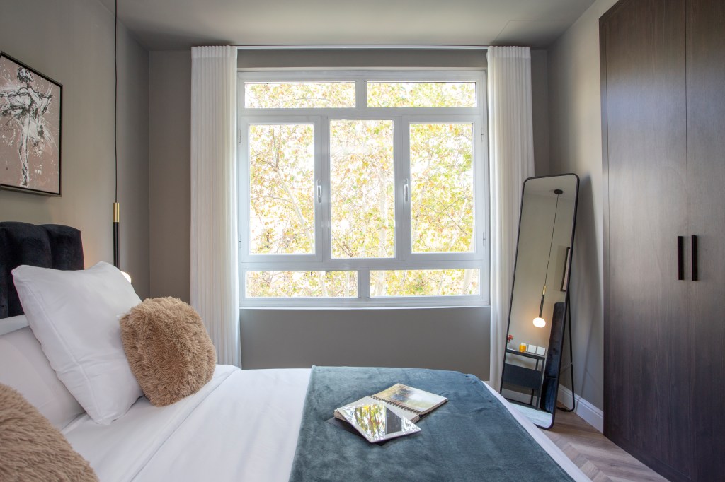 LOCREATIVO STUDIO, proyectos, diseño, valencia, reformas, interiorismo, 3D, renders, presupuestos, calidad, detalle, smart, Siri, Alexa, ok, google, antes, después, obra, ejemplos, molduras